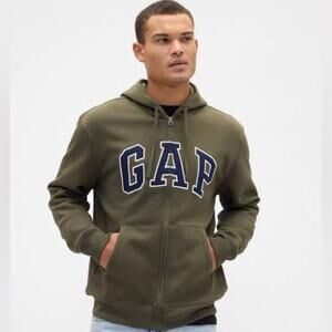 GAP Men’s SET‎ Olive Green Zip Hoodie and Joggers MSRP $100 Size S